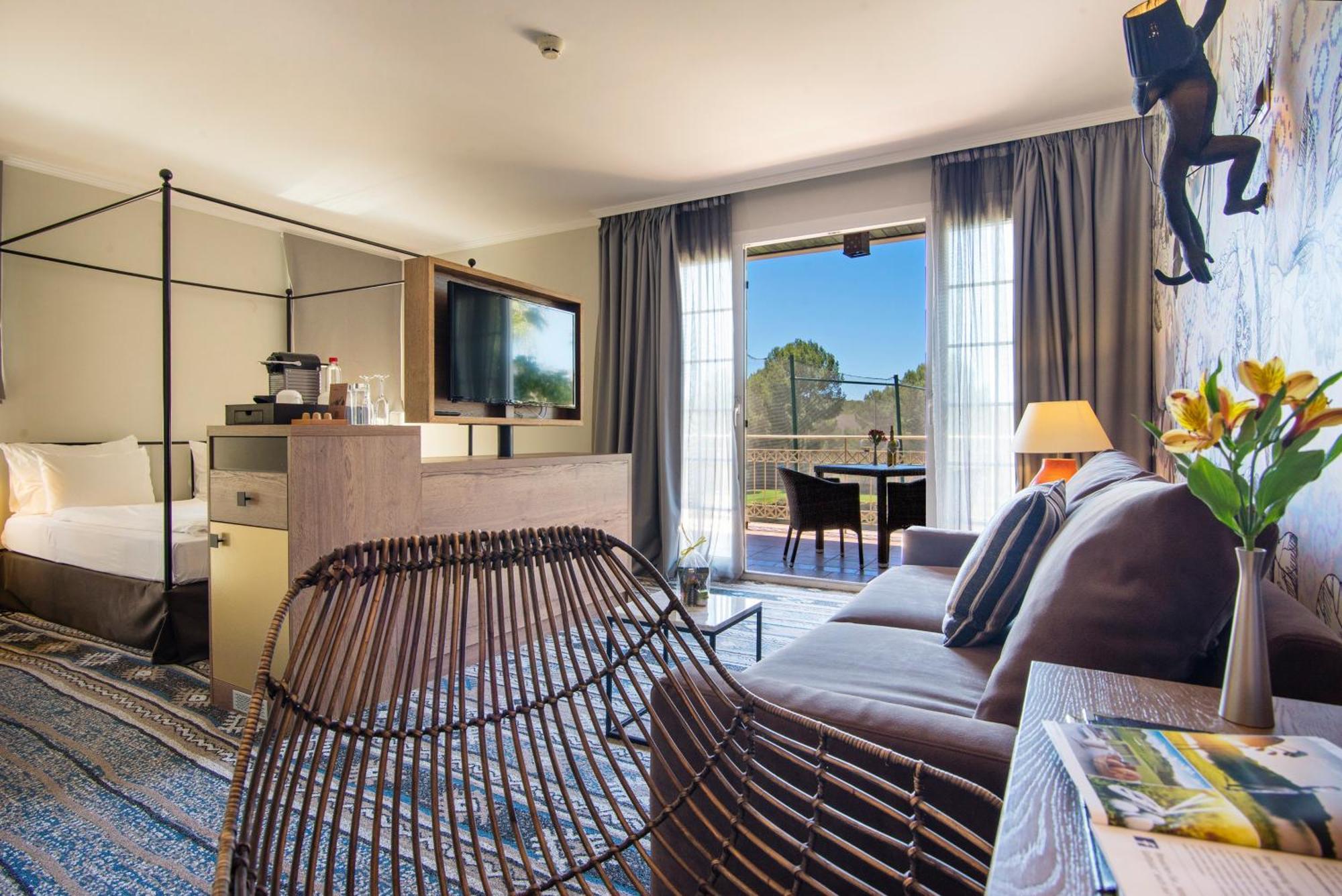 פורטלס נוס Lindner Hotel Mallorca Portals Nous, Part Of Jdv By Hyatt מראה חיצוני תמונה